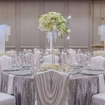 Doubletree By Hilton Hotel Houston Greenway Plaza Екстер'єр фото