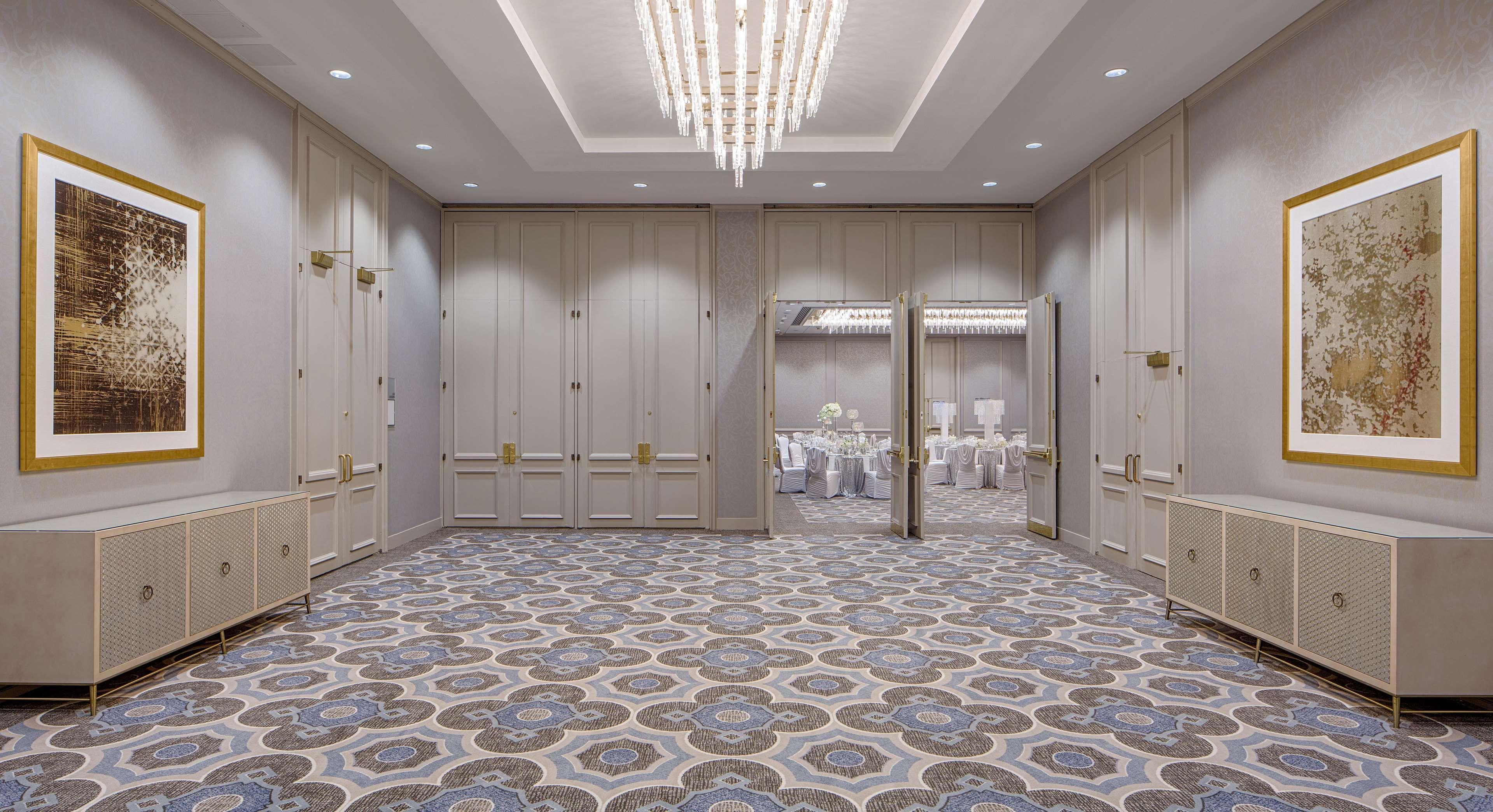 Doubletree By Hilton Hotel Houston Greenway Plaza Екстер'єр фото