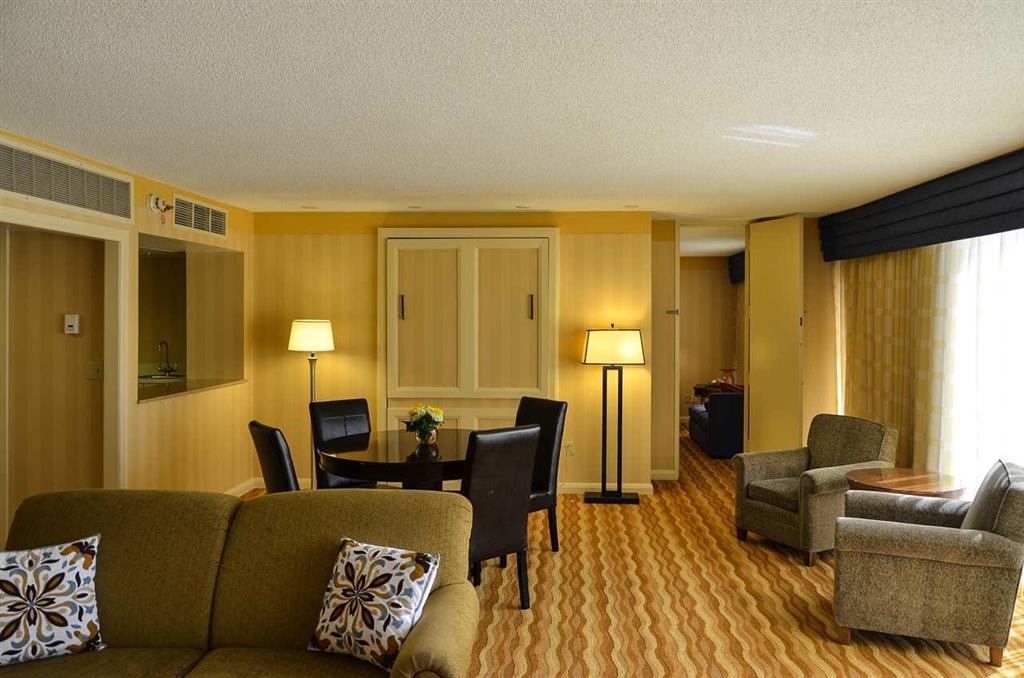 Doubletree By Hilton Hotel Houston Greenway Plaza Екстер'єр фото