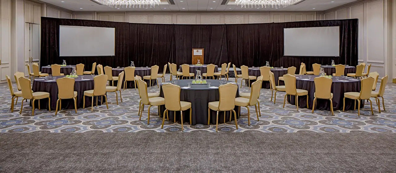 Doubletree By Hilton Hotel Houston Greenway Plaza Екстер'єр фото