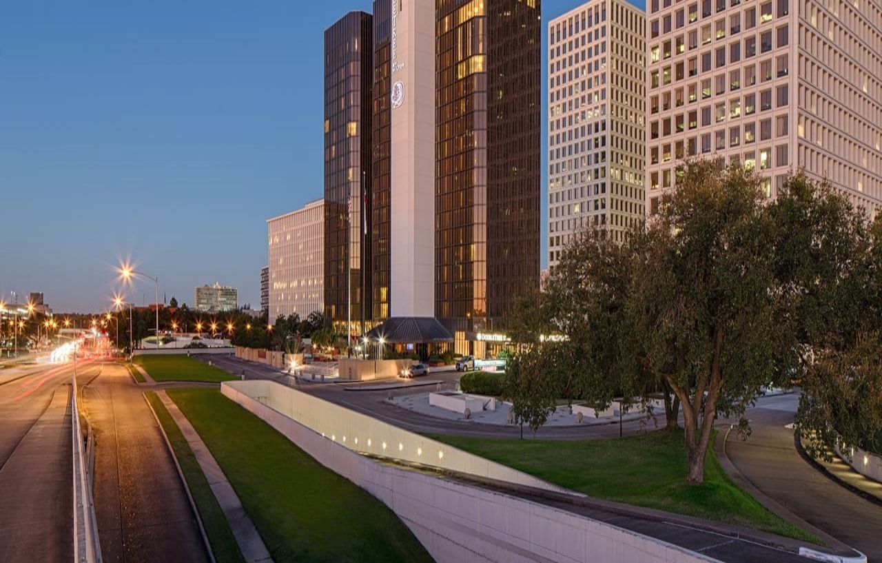 Doubletree By Hilton Hotel Houston Greenway Plaza Екстер'єр фото